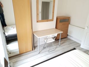 Photo 16- click for photo gallery